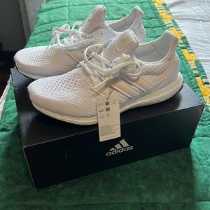 Adidas Ultraboost 5.0 DNA